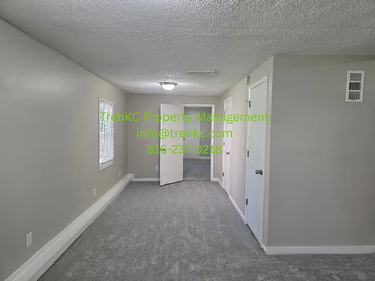 6338 Longwood Ct — Photo 16