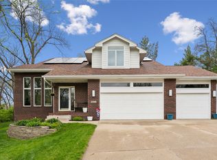 3011 Rhett Cir, Des Moines, IA 50321