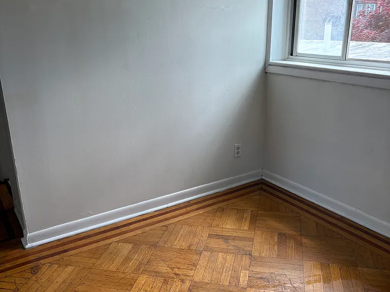 36 Spring St #3R — Photo 8