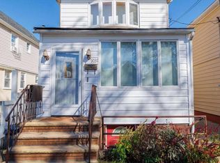 90-37 186th St Floor 2, Hollis, NY 11423