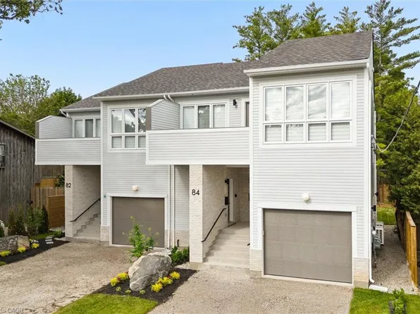 82 Chalmers St N, Cambridge, ON N1R 6M2