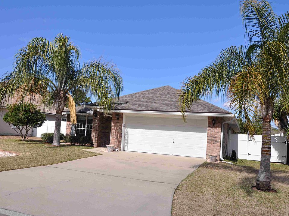 1st image of 486 Hillside Dr