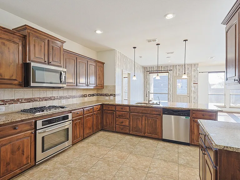 1809 McGee Ave — Photo 13