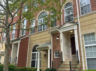 1923 Crescent Park Dr #105B, Reston, VA 20190