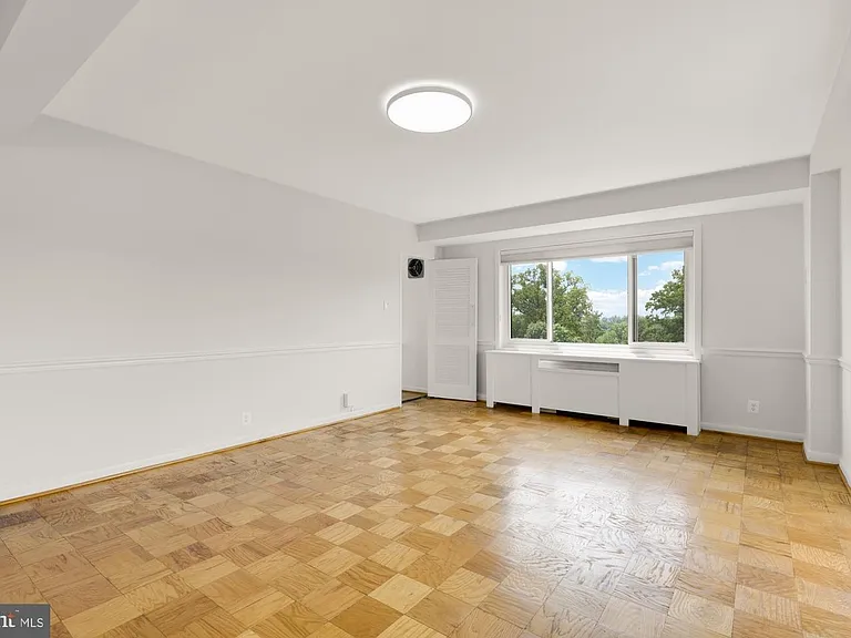 4201 Cathedral Ave NW #1405W — Photo 9