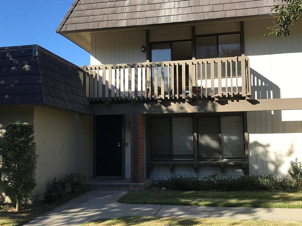 2nd image of 16022 Hiddenridge Ln