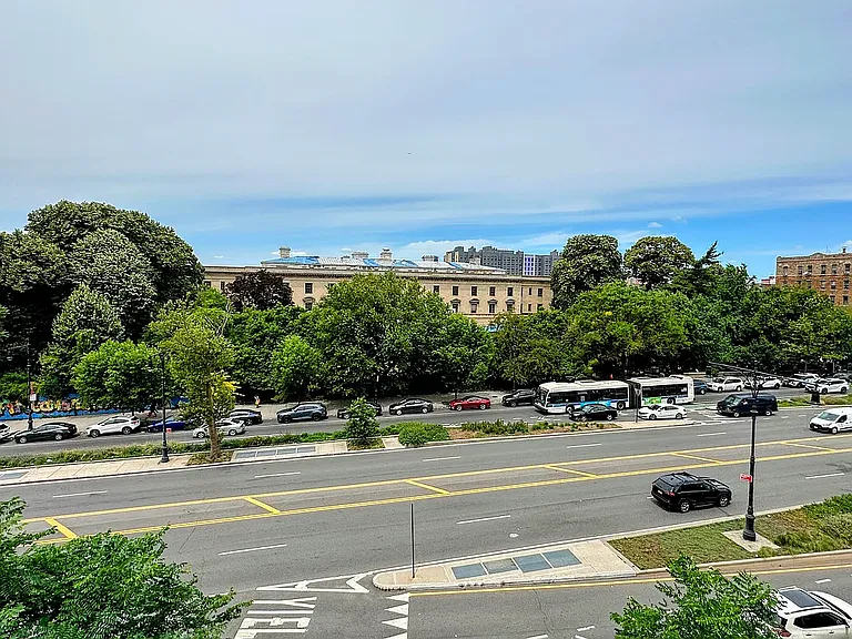 1100 Grand Concourse #4B — Photo 22