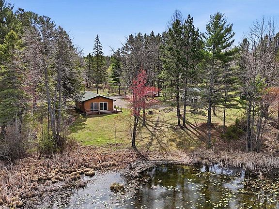 4th image of 35648 Crooked Lake Dr