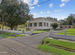 465 W Plaquemine St, Church Pt, LA 70525