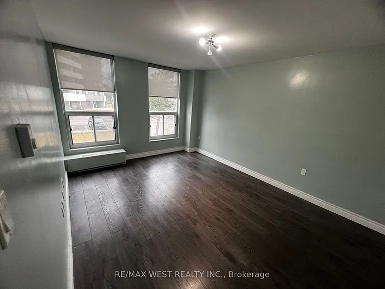130 Neptune Dr #202 — Photo 18
