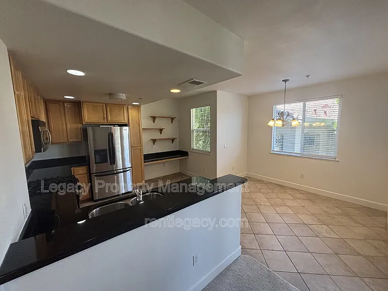 1501 Secret Ravine Pkwy #527 — Photo 6