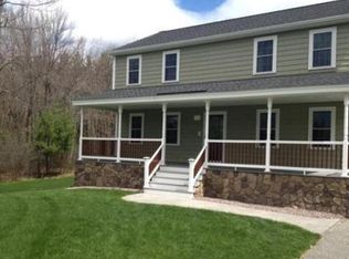 69 Kings Field Rd, Dracut, MA 01826
