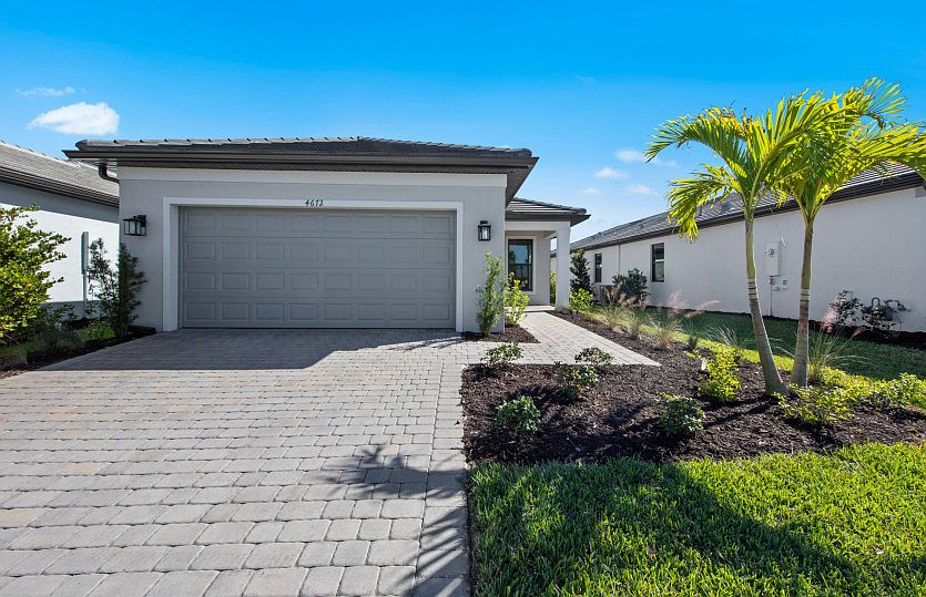 Welcoming Contour Exterior