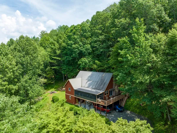 125 Watauga Overlook Dr, Butler, TN 37640