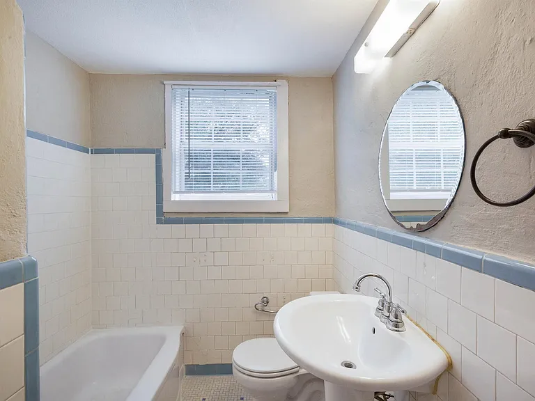 3809 Maplewood Ave #A — Photo 32