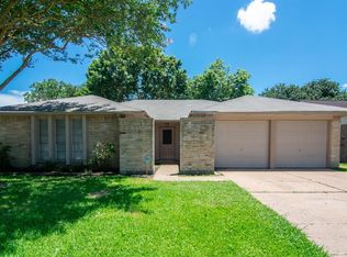 16215 Summer Dew Ln, Houston, TX 77095
