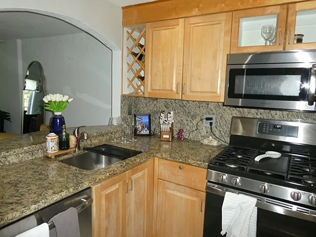 6709 N Kendall Dr #220 — Photo 7