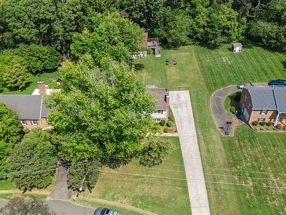 2nd image of 7120 Morton Dr