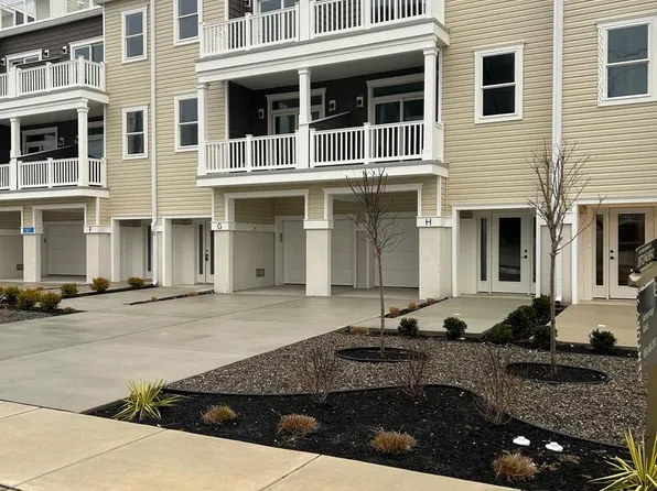 418 Farragut #G, Wildwood Crest, NJ 08260