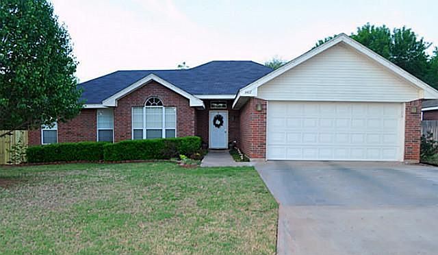 1st image of 4417 Cole Dr