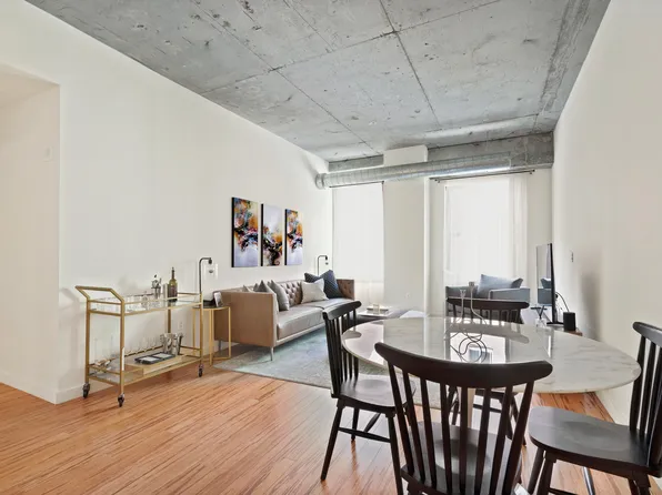 232 Pavonia Avenue image 1 of 9