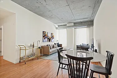 232 Pavonia Avenue, #319