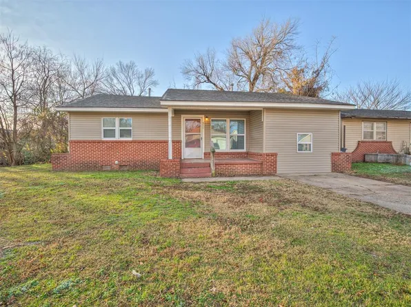 911 Buck Dr, Shawnee, OK 74801