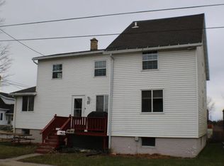 1902 20th St, Two Rivers, WI 54241