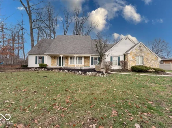 910 Sleepy Hollow Pl, Greenwood, IN 46142