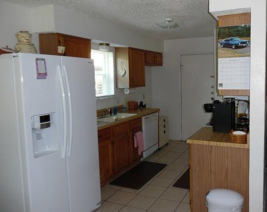 3rd image of 4306 Willow Springs Dr