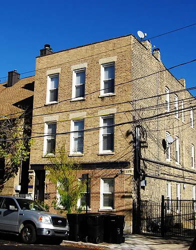 1717 N Orleans St #1 Photo 1