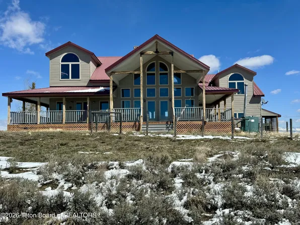 4 Beaver Ridge Rd, Daniel, WY 83115