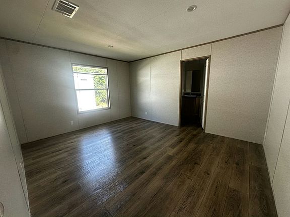 5th image of 4808 S Elwood Ave #636