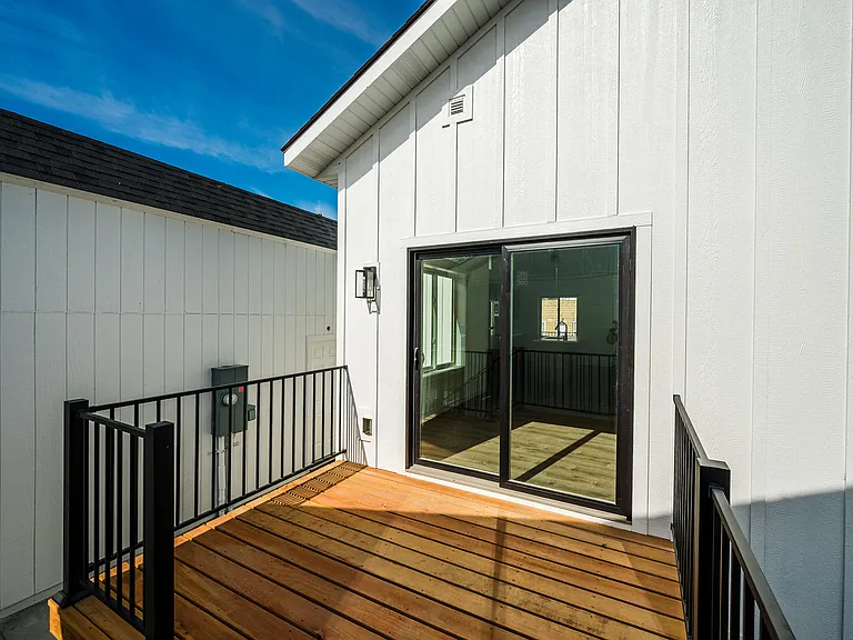 519 N Gould St — Photo 21