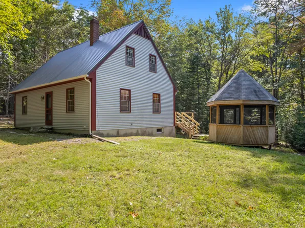 33 Quail Lane, Nobleboro, ME 04555
