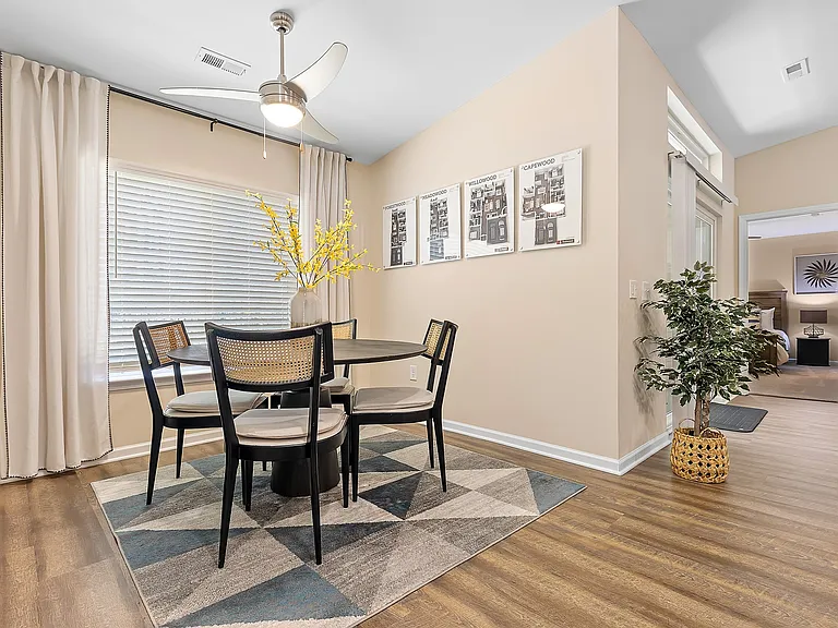 Redwood Simpsonville Neely Ferry Road — Photo 18