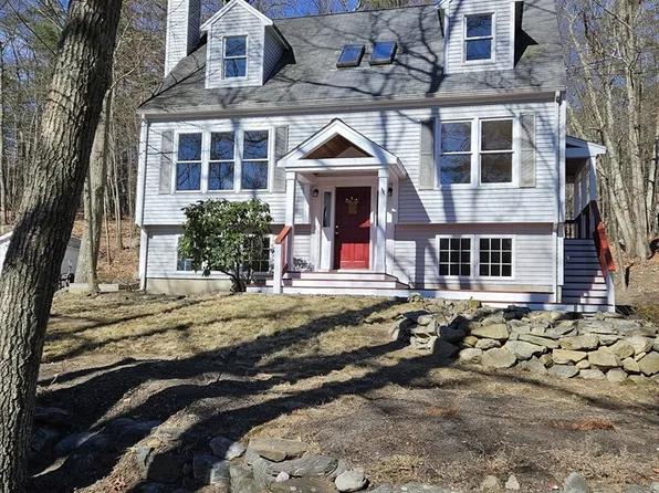 54 Groton Harvard Rd, Ayer, MA 01432