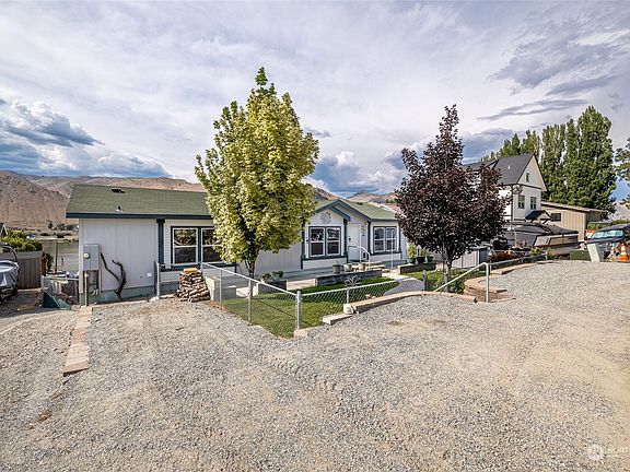 5th image of 329 Pine View Dr