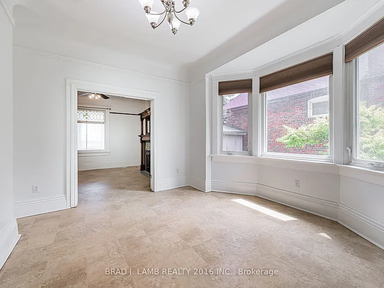 12 Sibley Ave #MAIN AND UPPER — Photo 14