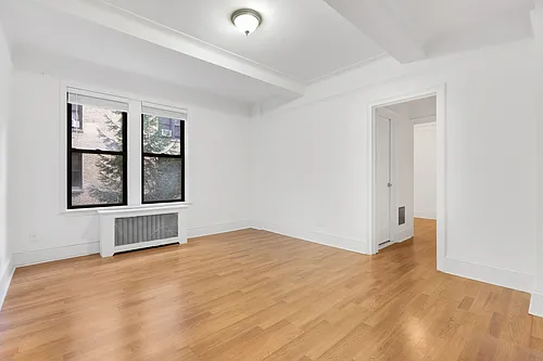 52 Clark St #2P Photo 1