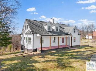 392 Woodlawn Ave, Martinsville, VA 24112