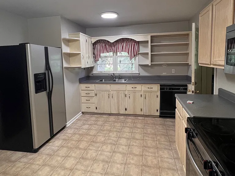 2507 Andrew Jackson Way NE — Photo 9