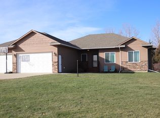39522 Mallard View Dr, Bath, SD 57427
