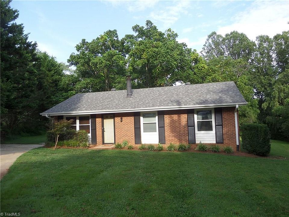 1st image of 145 Owens St