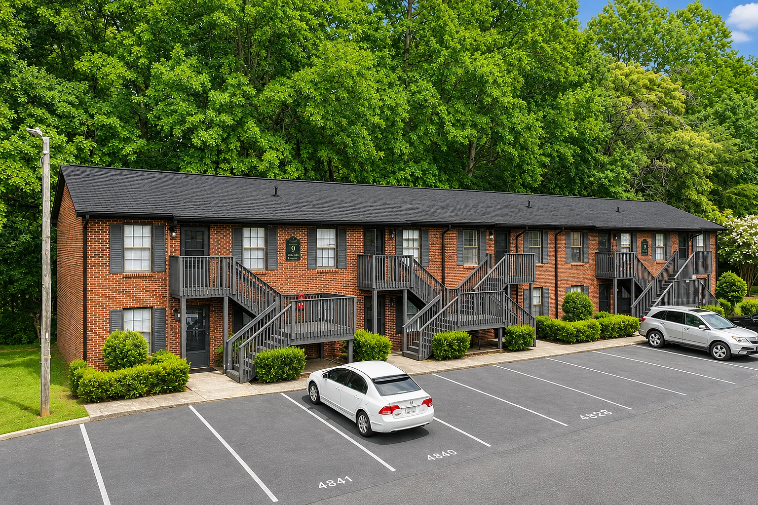 Springbrook Apartments — Photo 3