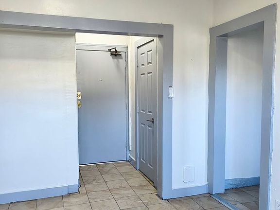 3rd image of 823 S Union Ave APT 110