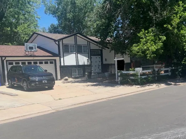 12147 E Hawaii Drive, Aurora, CO 80012
