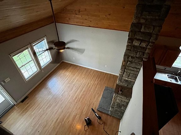 2nd image of 345 Lincoln Ave