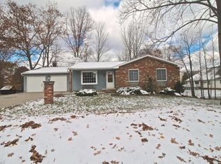 2515 Hanson Ave, Stow, OH 44224