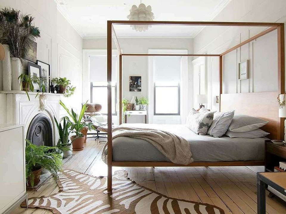 1st image of 639 Vanderbilt Ave #3